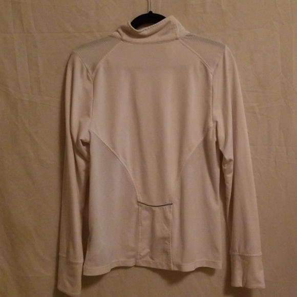 Exercise Top - Picture 2 of 5